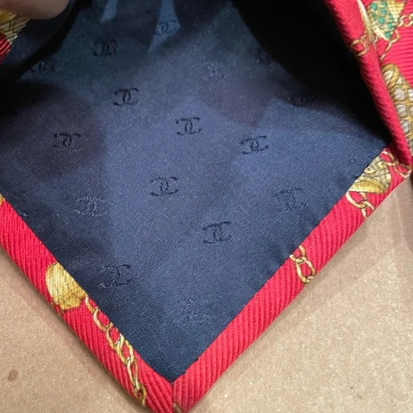 Chanel Red fabric w/gold tone binoculars/monocle/chains Chanel Silk Tie Italy - Picture 5 of 5